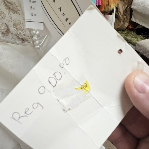 Alfred Angelo Wedding Gown - Picture 7 of 8